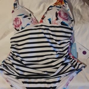 Women's bathing suits